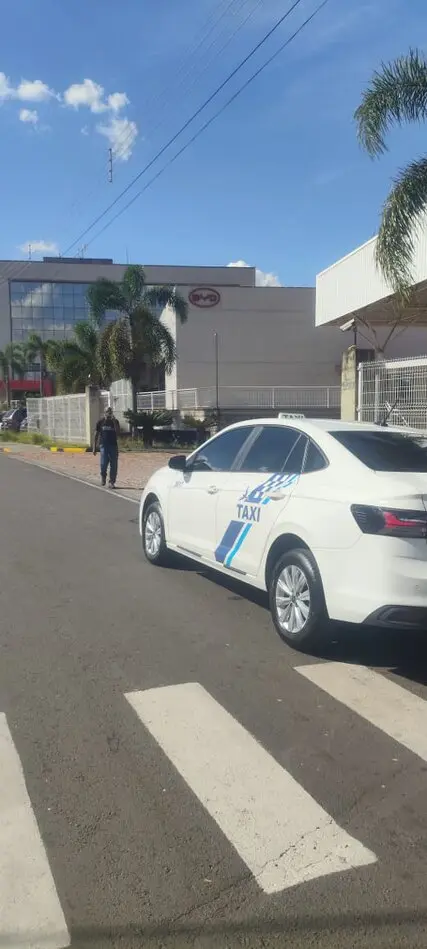 A SPEEDTAXI - Táxi, Transporte Executivo e Translado